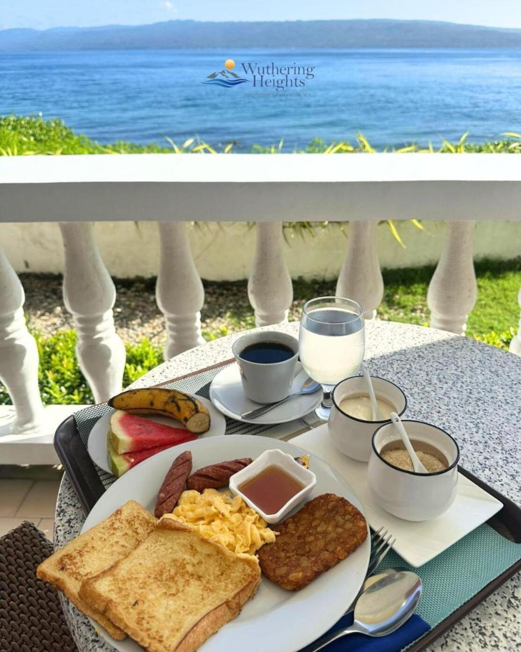 Wuthering Heights Bed & Breakfast By The Sea Dumaguete City Ngoại thất bức ảnh