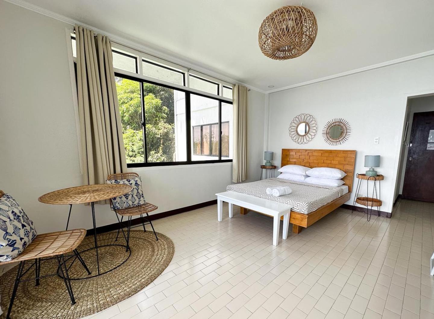 Wuthering Heights Bed & Breakfast By The Sea Dumaguete City Ngoại thất bức ảnh