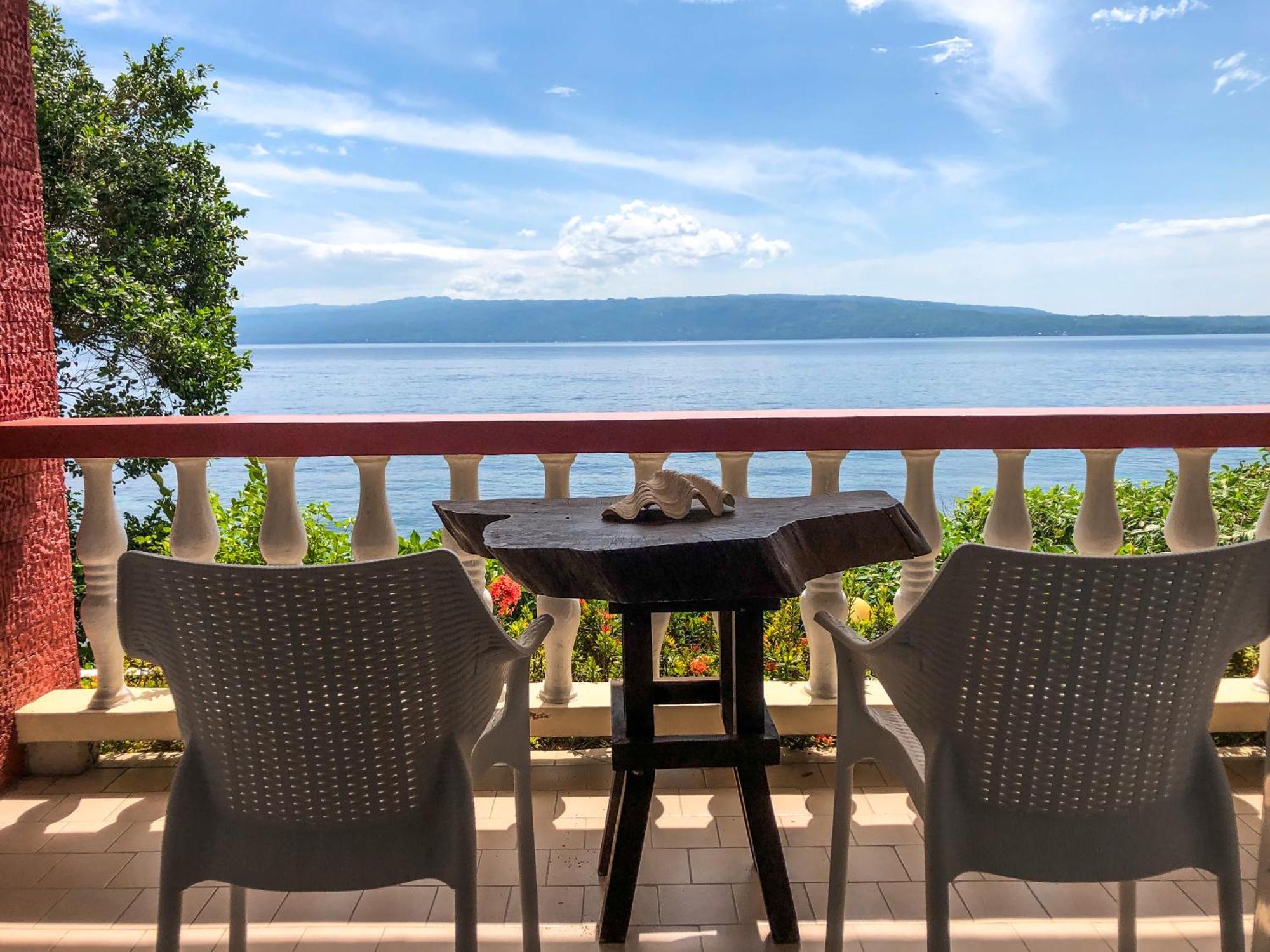 Wuthering Heights Bed & Breakfast By The Sea Dumaguete City Ngoại thất bức ảnh