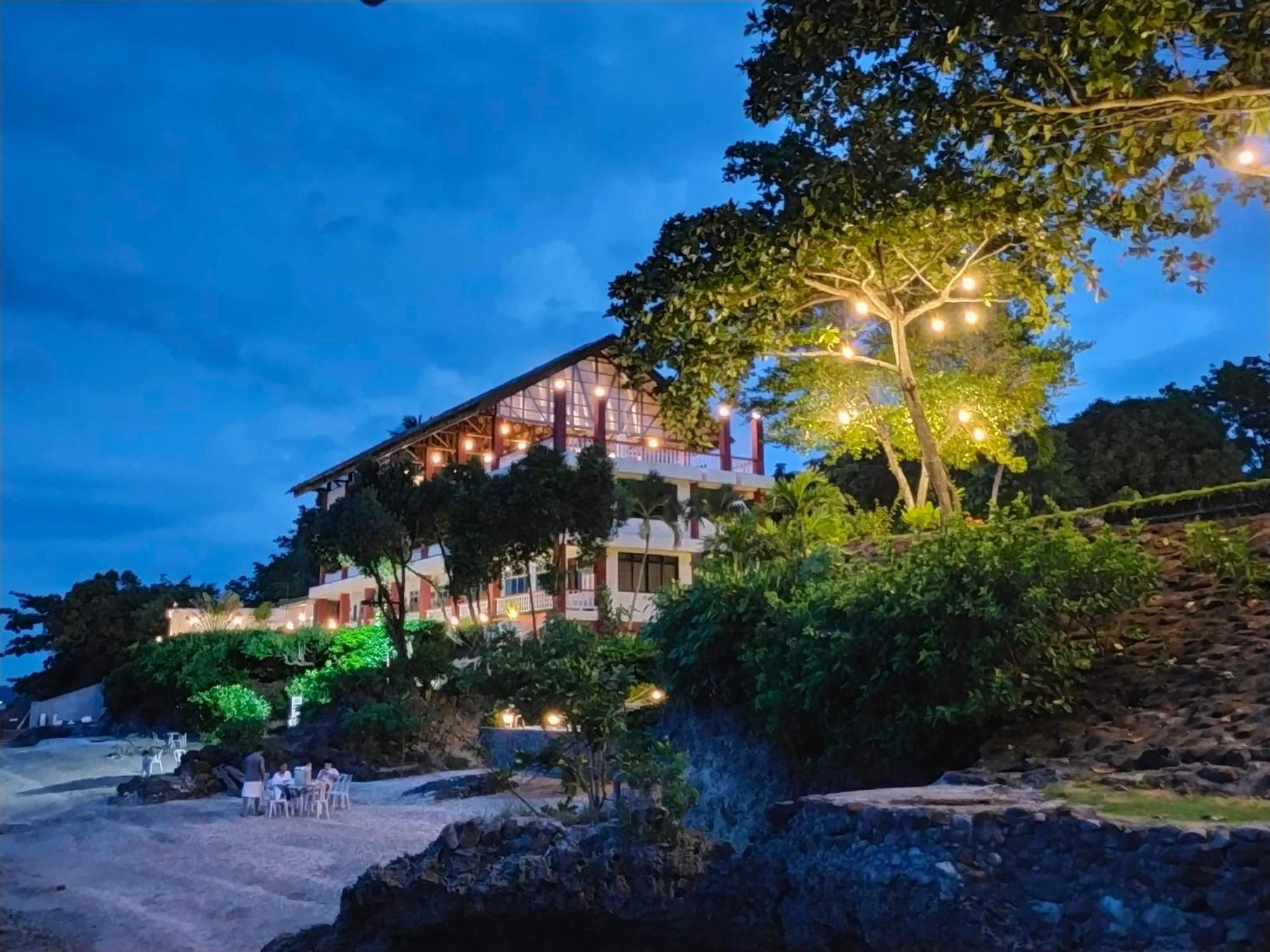 Wuthering Heights Bed & Breakfast By The Sea Dumaguete City Ngoại thất bức ảnh