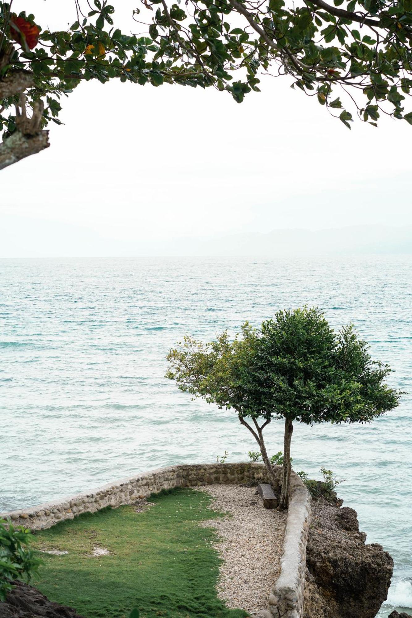 Wuthering Heights Bed & Breakfast By The Sea Dumaguete City Ngoại thất bức ảnh